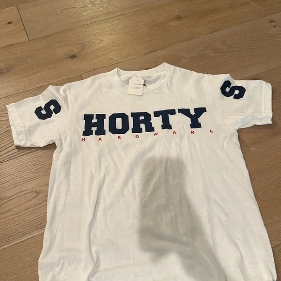 Shorty's White T-Shirt - Picture 1 of 2